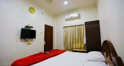 HOTEL SITARA PARADISE AMEERPET Room Type - Standard A/C Room