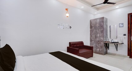 Townhouse Jagannath Temple Noida Formerly Moonlit Room Type - Classic Townhouse Jagannath Temple Noida Formerly Moonlit Room Type - Classic