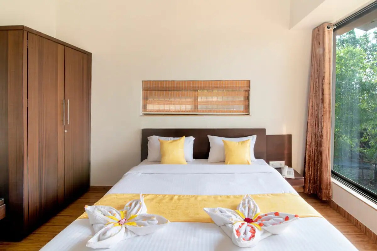 Brezza Farm 3BHK by RoRa Villas - Tap to explore photos