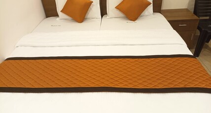 Majestic Inn Room Type - Economy double  AC