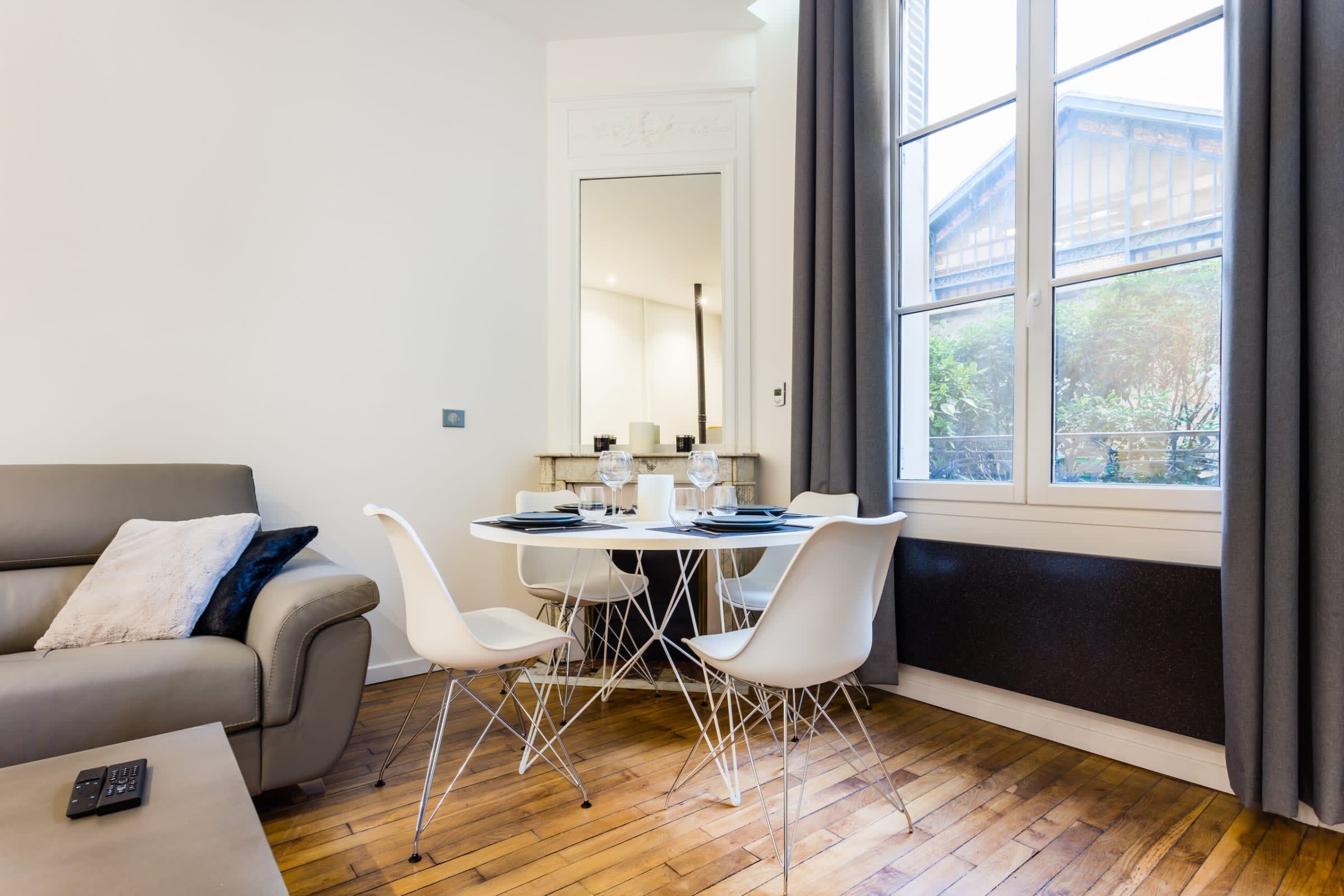Cozy apartment - 1BR/4P - Trocadero/Eiffel Tower 17 - Tap to explore photos