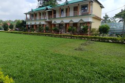 CHILAPATA TENT HOUSE