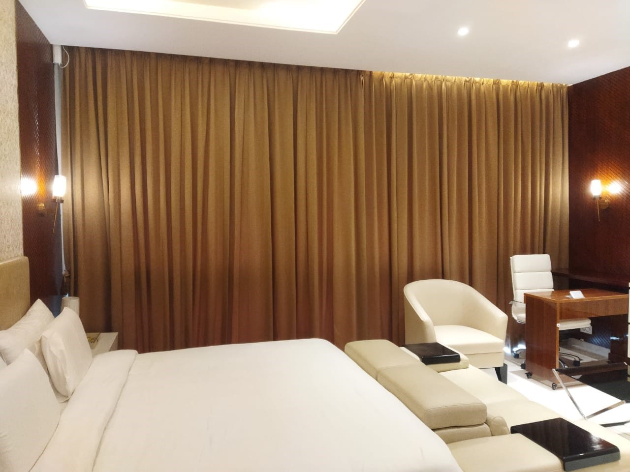 Leela Residences at Bhartiya City - Tap to explore photos