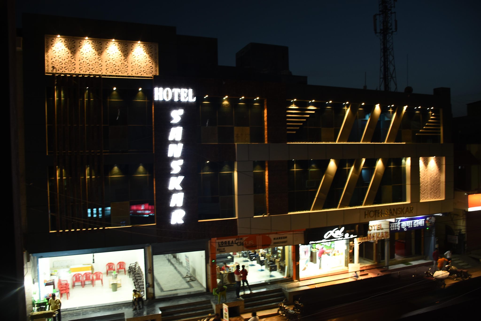 Hotel Sanskar - Tap to explore photos