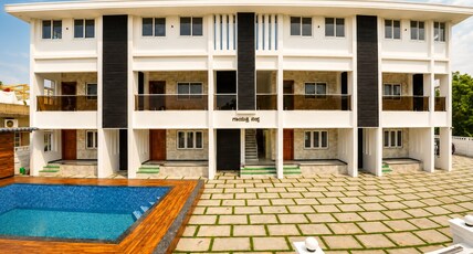 Gayathri Nest Room Type - Queen Suite with Pool View Gayathri Nest Room Type - Queen Suite with Pool View