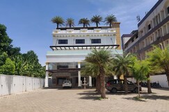 Hotel Avin Sree Grand