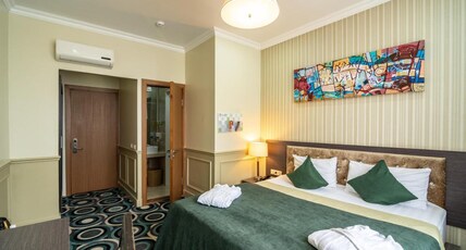 Mildom Hotel Room Type - Standard Double