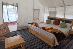 Camp Laschen Hunder