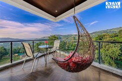 Belleza w/ Pool, Lawn by VEO - Part of StayVista
