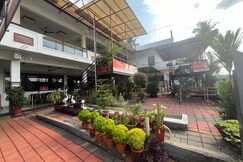 Romins Park Malayattoor