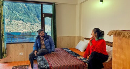 Pahadi Manzil Manali Room Type - PREMIUM Full Mountain View Room Pahadi Manzil Manali Room Type - PREMIUM Full Mountain View Room