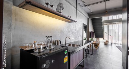 Palette The Ex Capital Hotel Bangkok Room Type - ROYALE