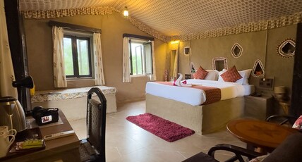 Chokhiwadi Forest Retreat Room Type - Mud House Garden Facing