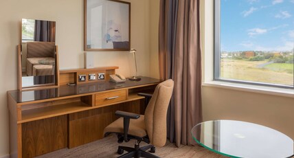 Hilton Dublin Airport Room Type - DOUBLE HILTON GUESTROOM