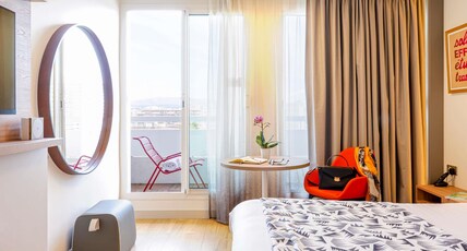 undefined Room Type - Privilege Room with terrace and 1 king-size bed undefined Room Type - Privilege Room with terrace and 1 king-size bed