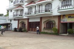 Hotel Mansarovar