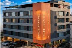 Balaji Hotel Somnath - 1.2km from The Temple