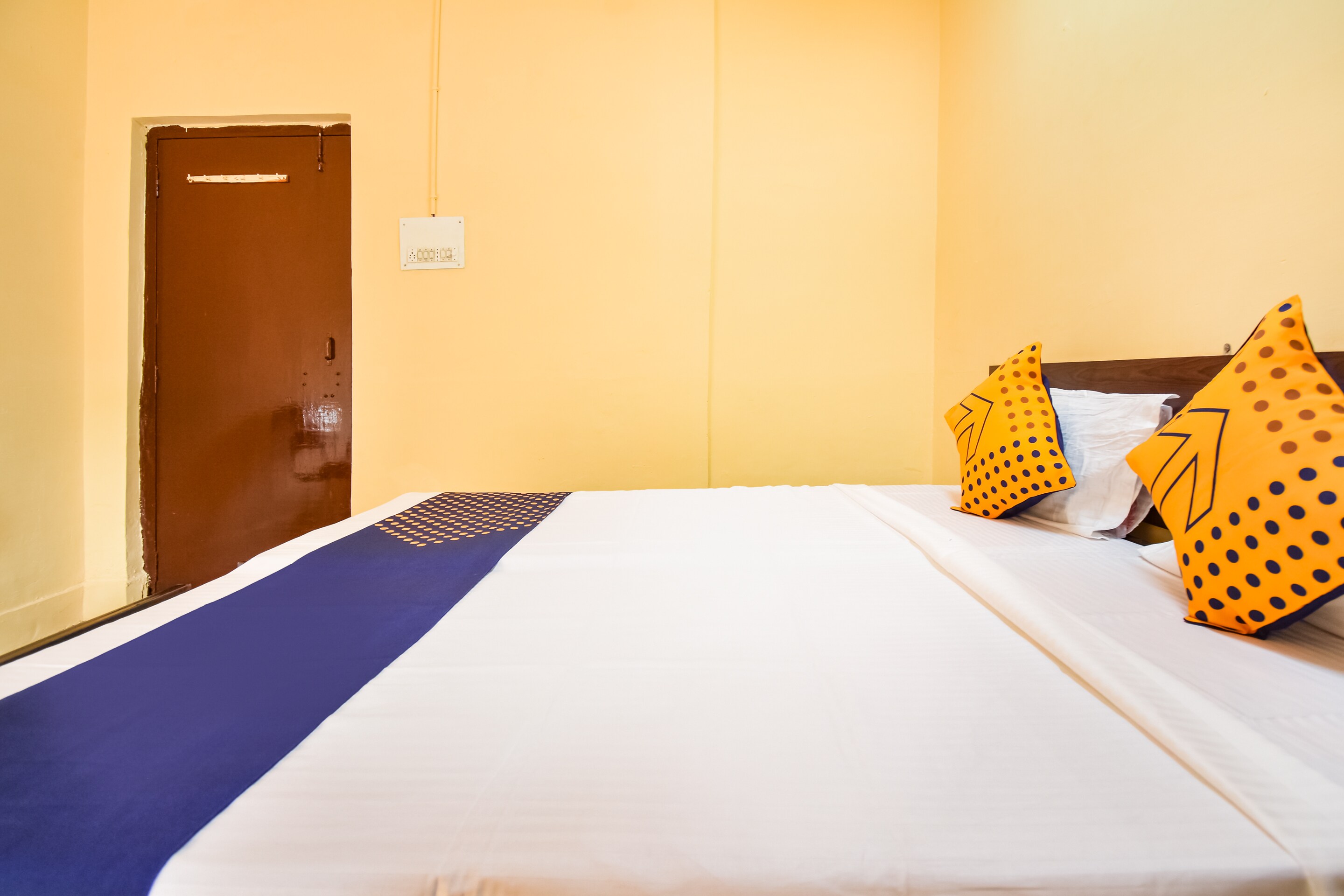 Hotel O Pratap - Tap to explore photos