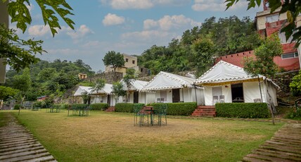 Kumbhal Palace Resort Kumbhalgarh Room Type - Swiss AC Tents
