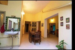 Cozy Inn Homestay | Near Kashi Vishwanath