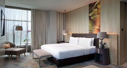 Sofitel Kuala Lumpur Damansara Room Type - Junior Suite, 1 King Size Bed