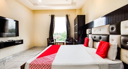 Uttam Residency Room Type - Super Deluxe