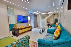 Maple East by Tensor Stays