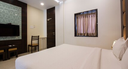 Hotel Rezos Room Type - Executive Room