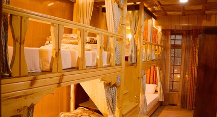 Nezer Hostel & Roof Top Cafe Room Type - Mixed Dormitory 3