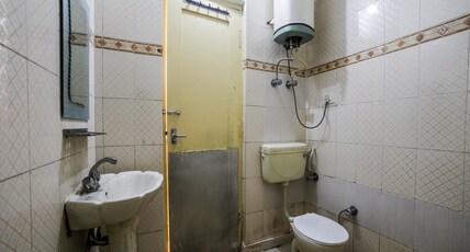 Hotel Maa Room Type - Deluxe Double Bed NON AC
