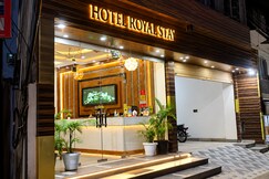 Royal Stay Near Katra Railway Station