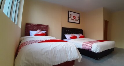 Hotel O Angelyn Home Stay Room Type - Indonesia Suite Triple