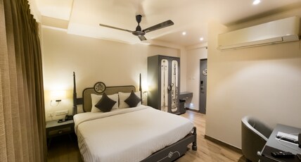 HOTEL METRO PRIME Room Type - Deluxe Room
