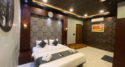 Hotel 97 Inn Room Type - Classic Room