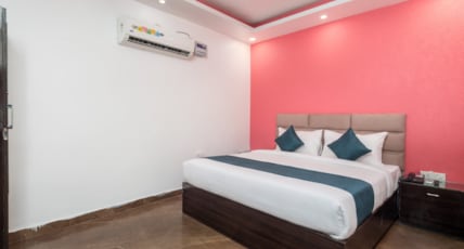 Hotel Gharonda By Classic Crown Room Type - Deluxe Room with Ensuite Washroom Hotel Gharonda By Classic Crown Room Type - Deluxe Room with Ensuite Washroom