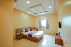 Photos of Mauli Hotel