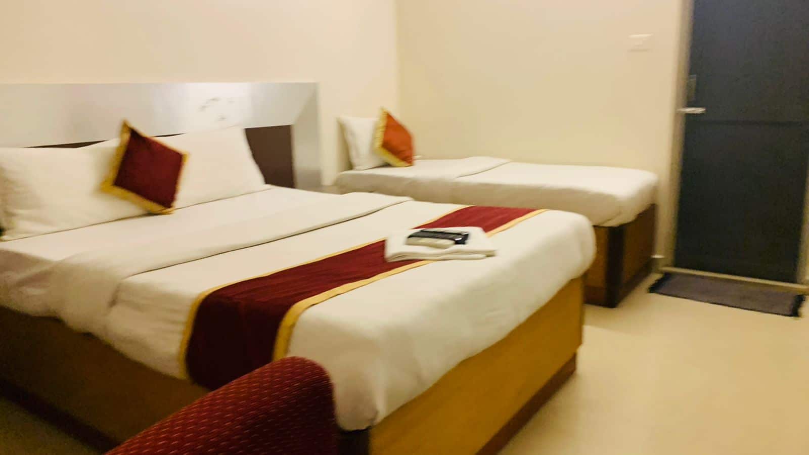 Half Moon Palace - Tap to explore photos