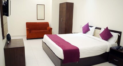 Hotel Highway Inn Room Type - Executive Room