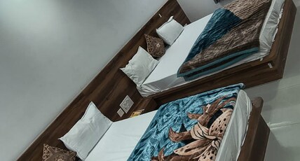 Hotel lord Krishna Room Type - Bedroom 113