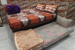 Couples Favourite Luxury Flat in Posh Lajpat Nagar