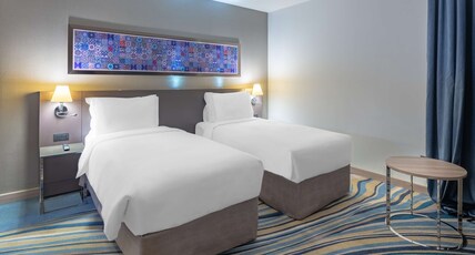 Radisson Blu Hotel, Jeddah Corniche Room Type - Suite - 2Bedrooms, SeaViewamp;Lounge