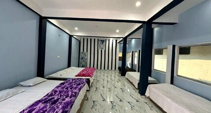 Shree Valmiki Homestay Ayodhya Room Type - family Deluxe Room