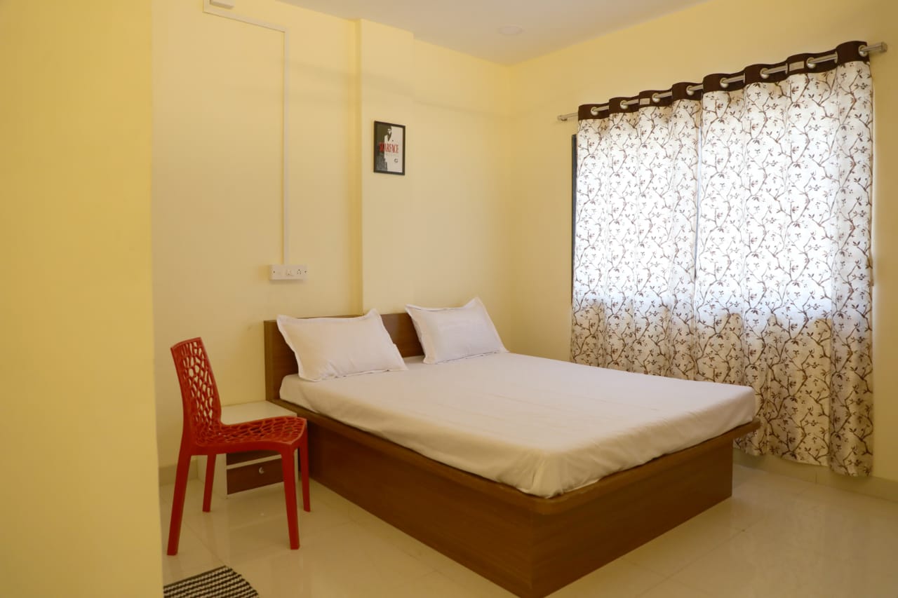 Hotel Status Inn - Tap to explore photos