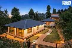 StayVista at Cujo's Haus W/ Heated Floor