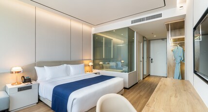 Arbour Hotel and Residence Room Type - Deluxe King