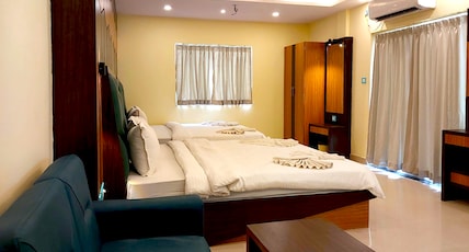 Sonargaon Beach Resort (Run and Managed by MBS Leisure Hotels & Resorts) Room Type - Luxury Family Four Occupancy (Sea and Pool View) Sonargaon Beach Resort (Run and Managed by MBS Leisure Hotels & Resorts) Room Type - Luxury Family Four Occupancy (Sea and Pool View)