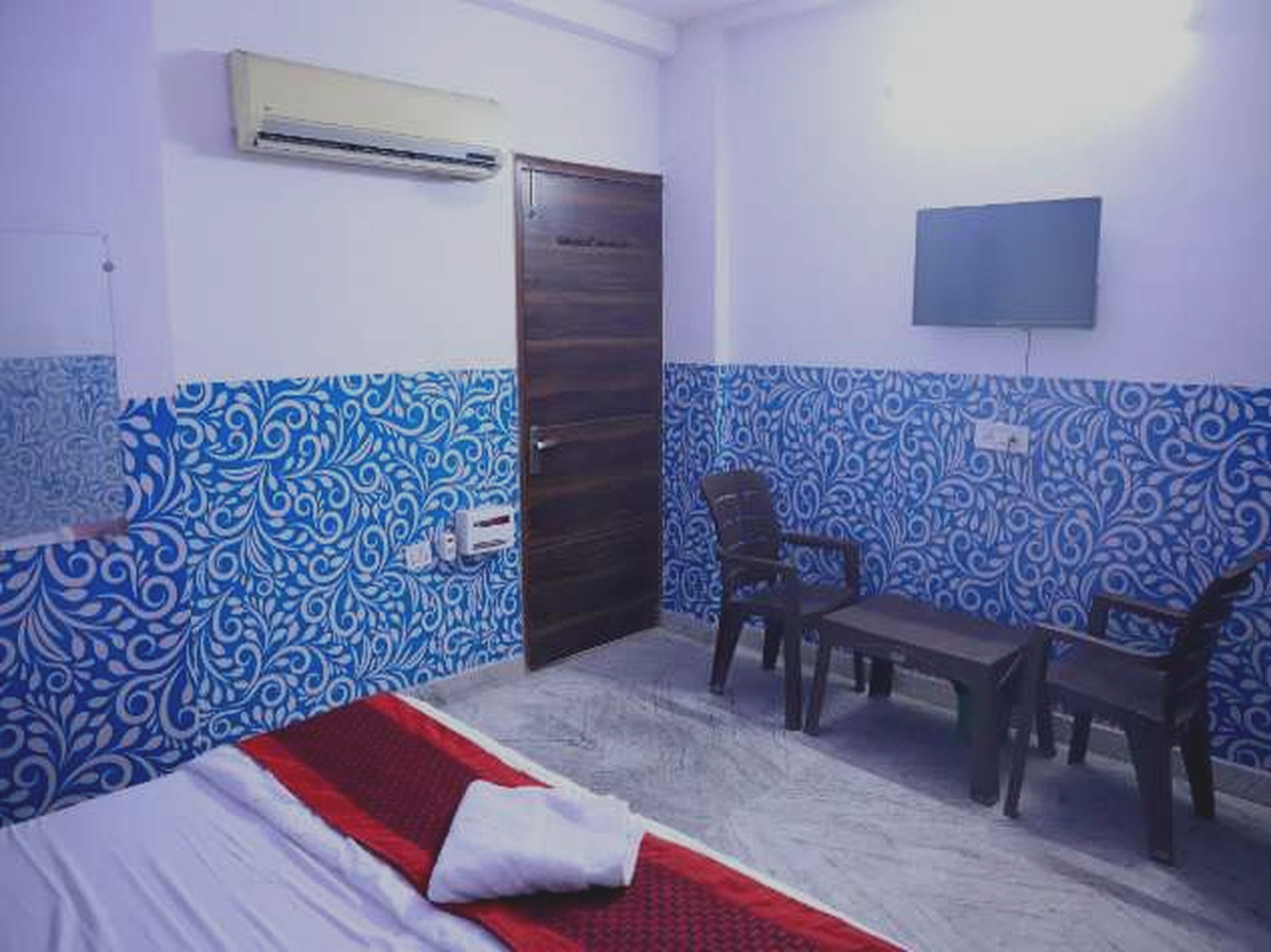 Hotel O Tree House - Tap to explore photos