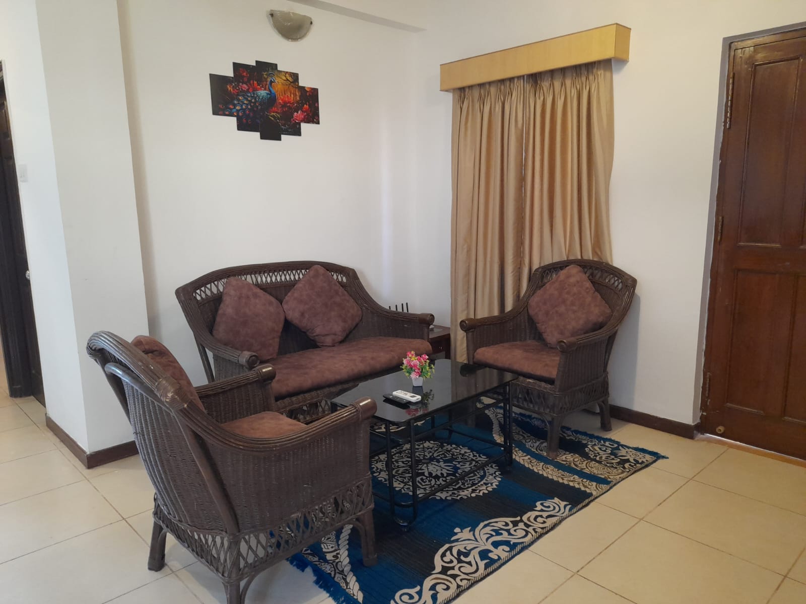 Riverside villa - Tap to explore photos