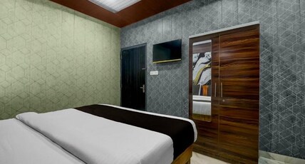 Shree shyam place hotel Room Type - Deluxe Room Shree shyam place hotel Room Type - Deluxe Room