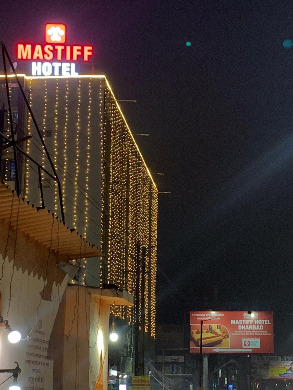 Mastiff Hotel Dhanbad - Tap to explore photos